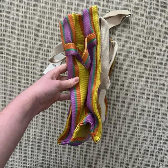 Urban Outfitters Serena Mesh Tote Bag- Striped canvas tote - Picture 8 of 8